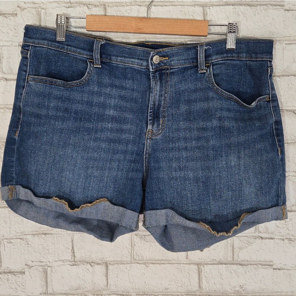Old Navy mid-rise jean shorts